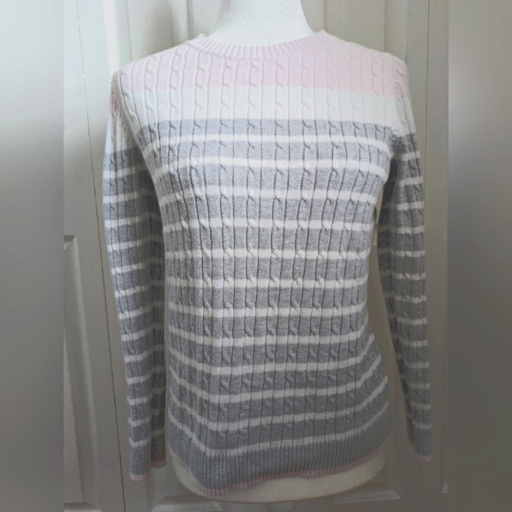 Croft and Barrow Women's Pink, Gray and White Cable Knit Sweater